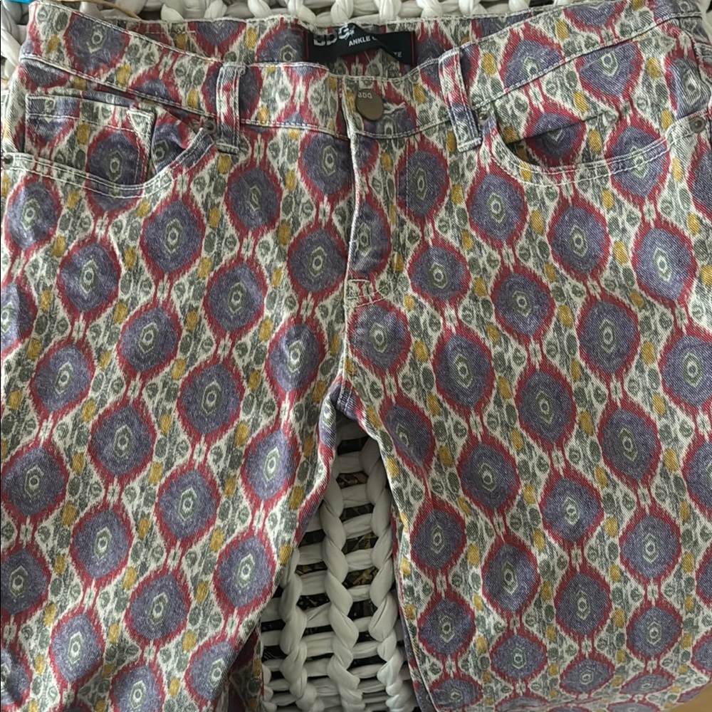 Multicolor Patterned Pants - Picture 3 of 5